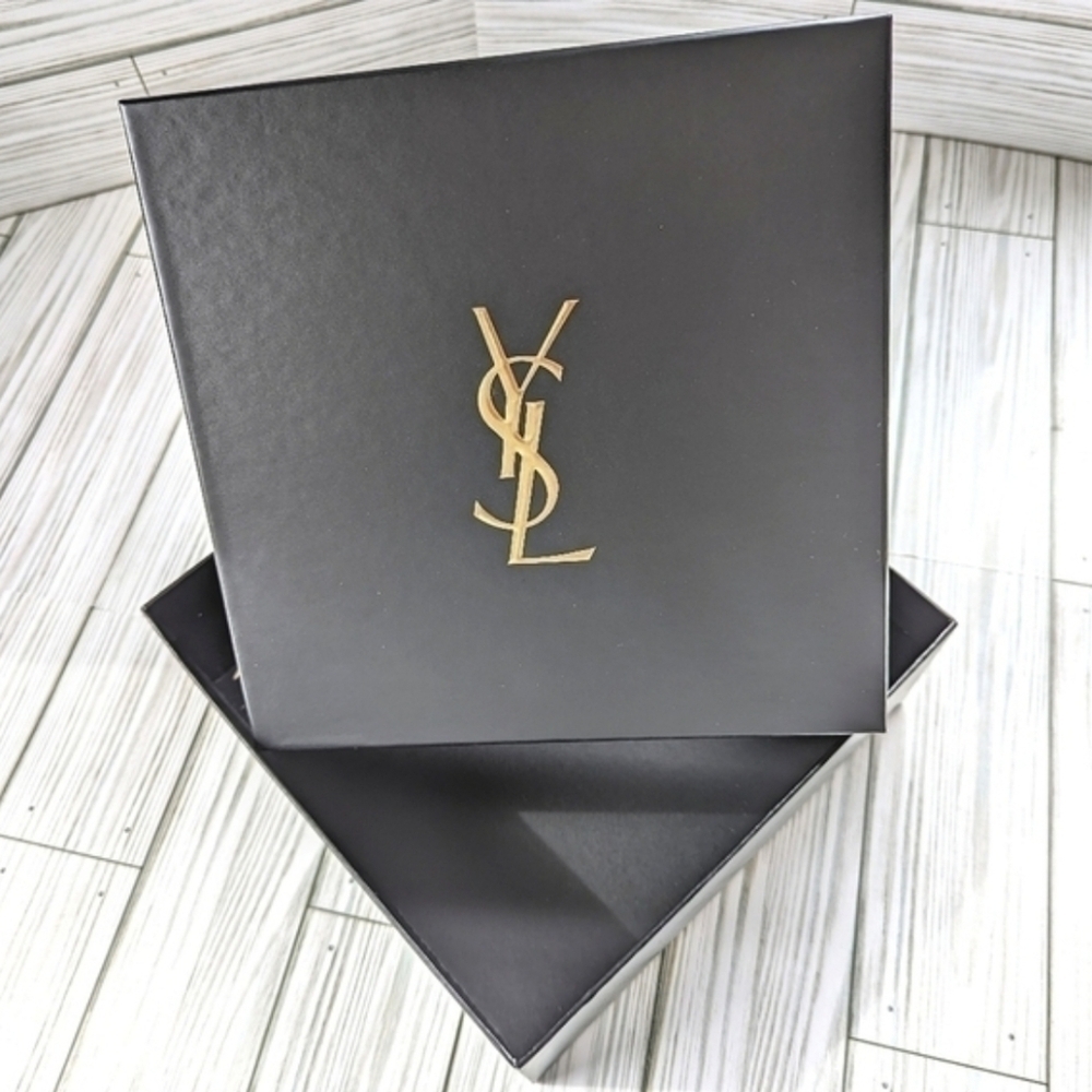 Yves Saint Laurent Black Opium Gift Box Black Gold - Picture 11 of 11